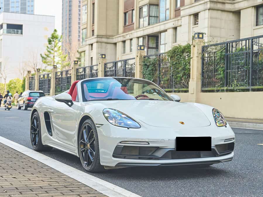 Discover undefined undefined Exterior Interior Images.Find all aspects and details of cars.