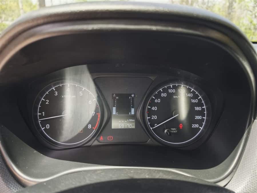 Discover undefined undefined Exterior Interior Images.Find all aspects and details of cars.
