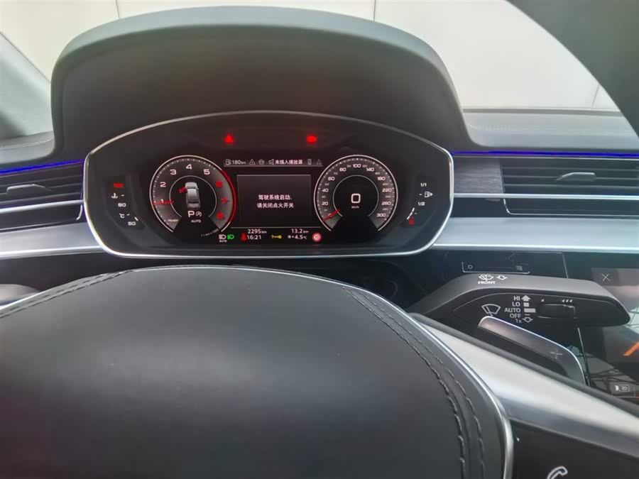 Discover undefined undefined Exterior Interior Images.Find all aspects and details of cars.