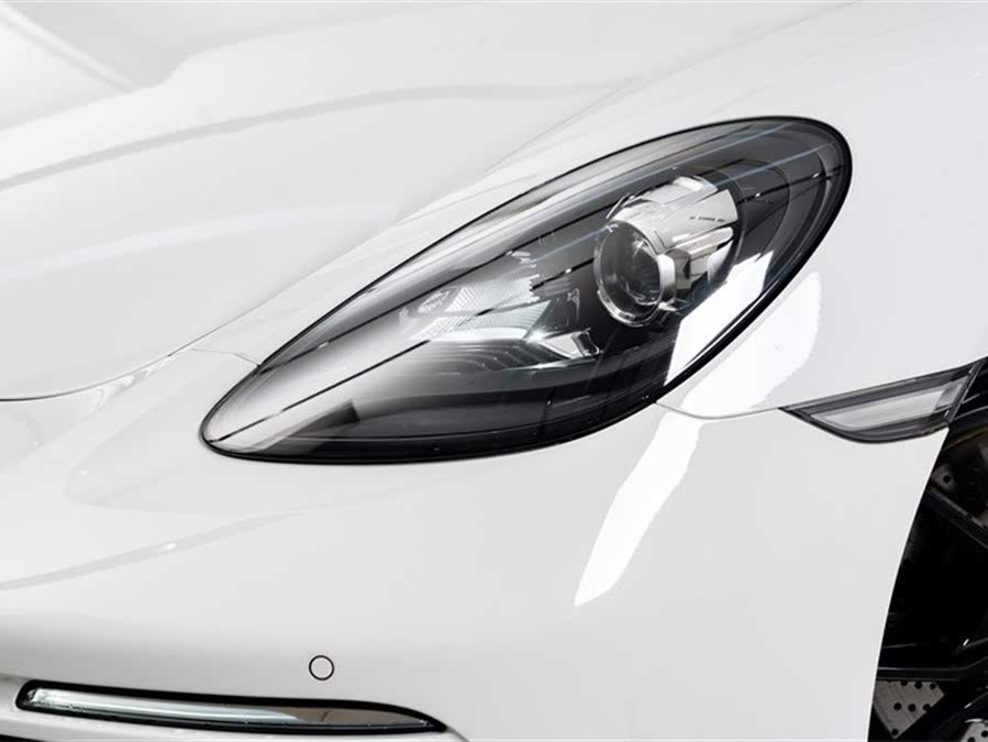 Discover undefined undefined Exterior Interior Images.Find all aspects and details of cars.