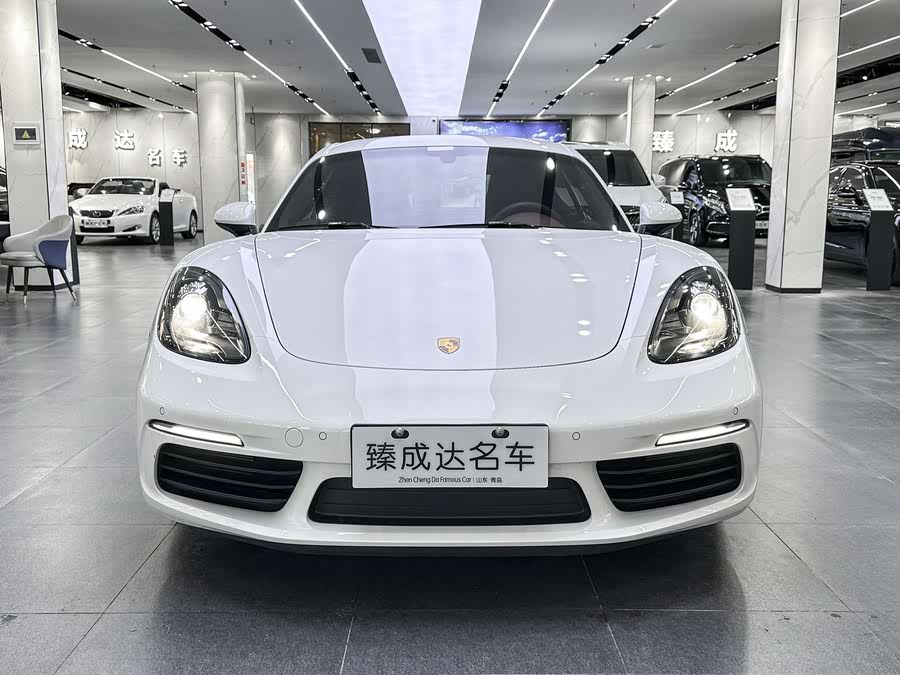 Discover undefined undefined Exterior Interior Images.Find all aspects and details of cars.