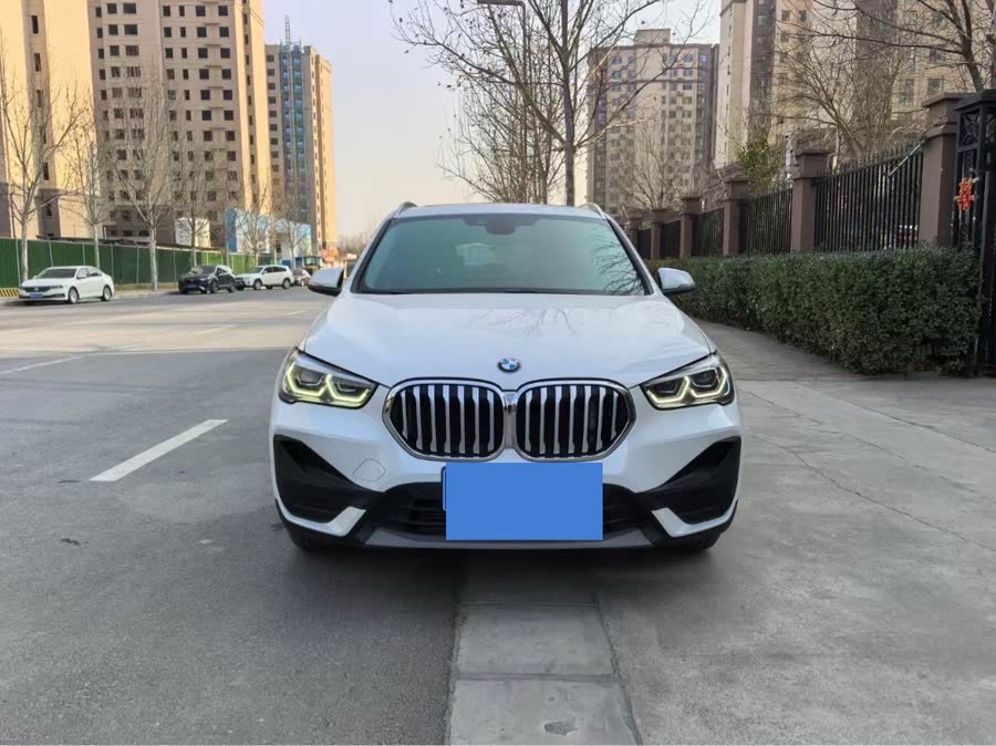 Discover undefined undefined Exterior Interior Images.Find all aspects and details of cars.