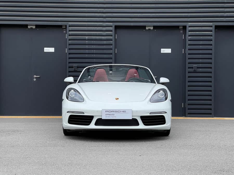 Discover undefined undefined Exterior Interior Images.Find all aspects and details of cars.