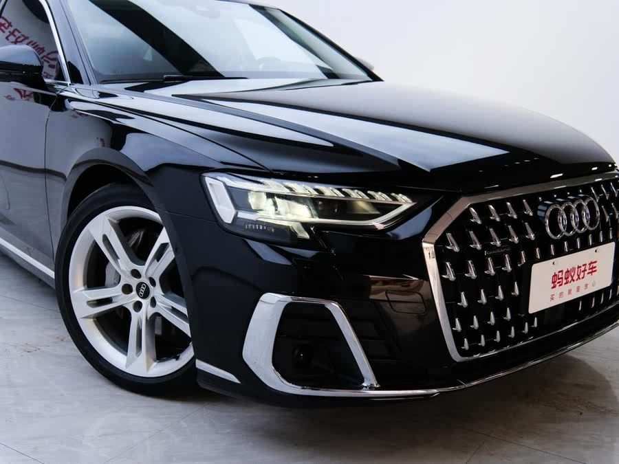 Discover undefined undefined Exterior Interior Images.Find all aspects and details of cars.
