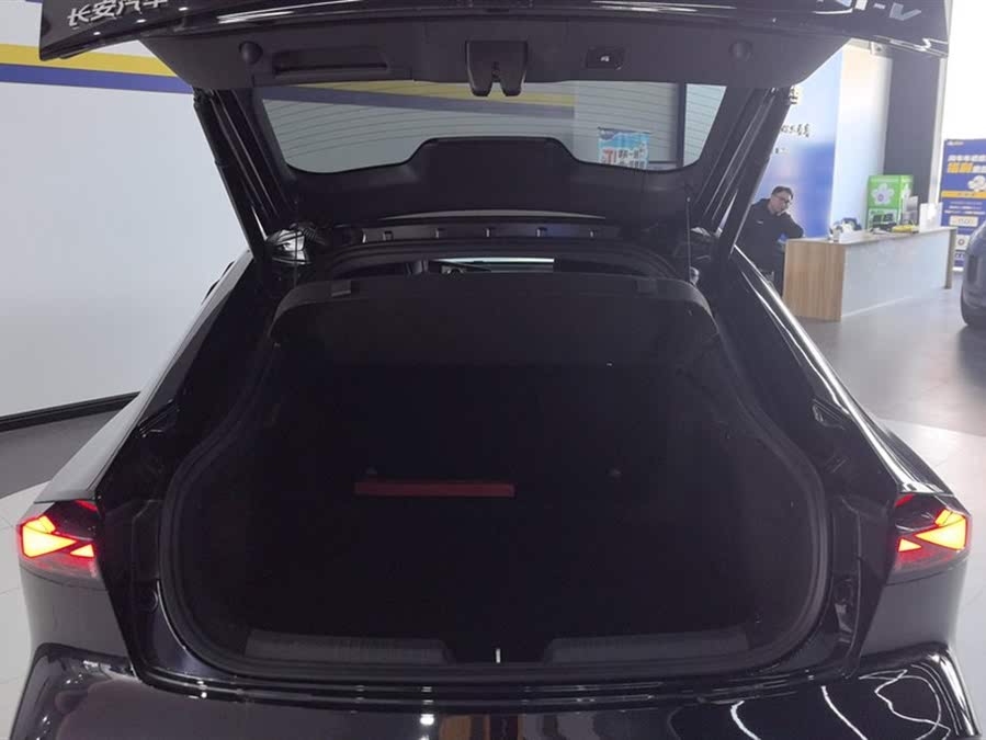 Discover undefined undefined Exterior Interior Images.Find all aspects and details of cars.