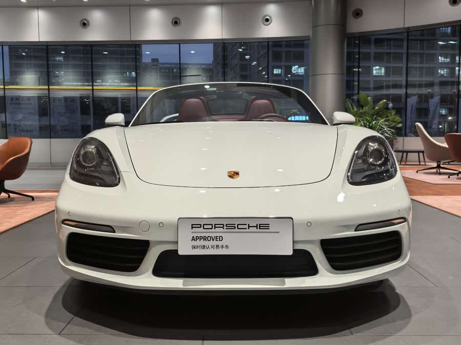 Discover undefined undefined Exterior Interior Images.Find all aspects and details of cars.