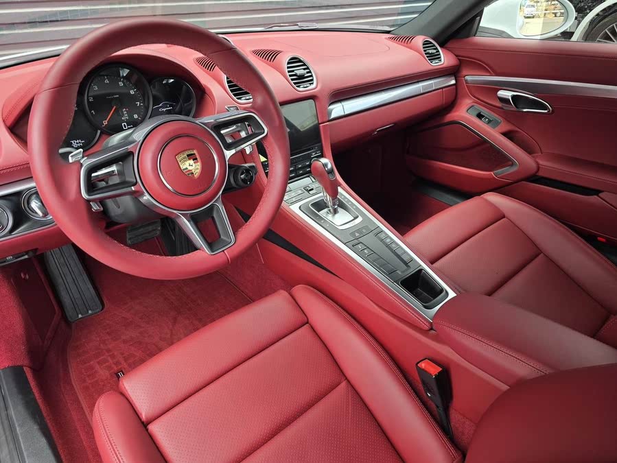 Discover undefined undefined Exterior Interior Images.Find all aspects and details of cars.
