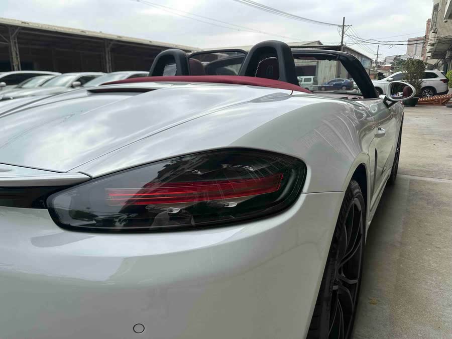Discover undefined undefined Exterior Interior Images.Find all aspects and details of cars.