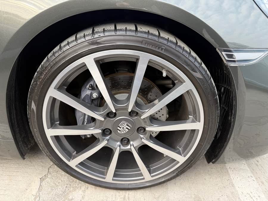 Discover undefined undefined Exterior Interior Images.Find all aspects and details of cars.