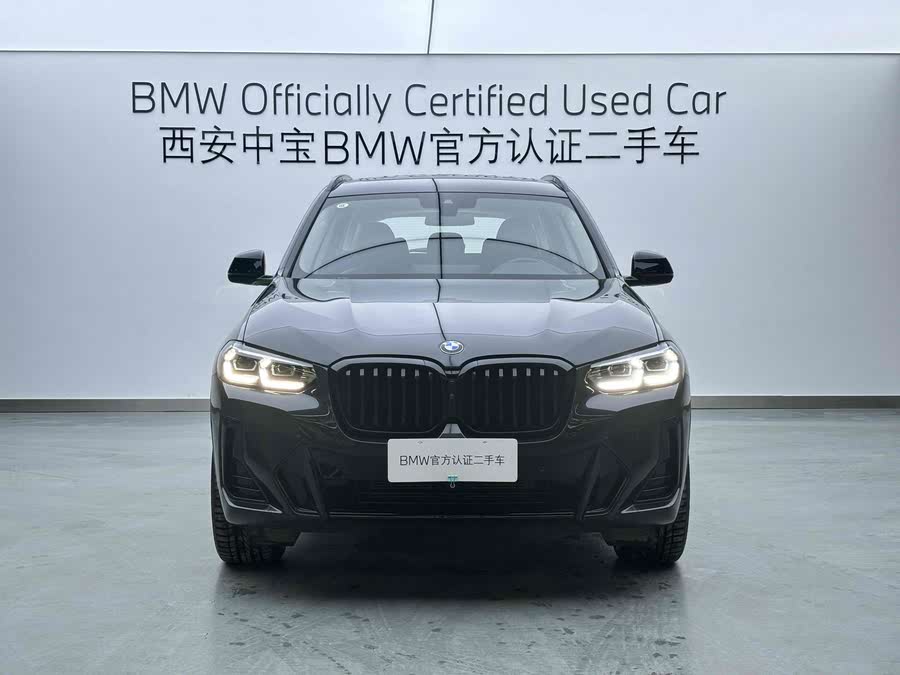 Discover undefined undefined Exterior Interior Images.Find all aspects and details of cars.
