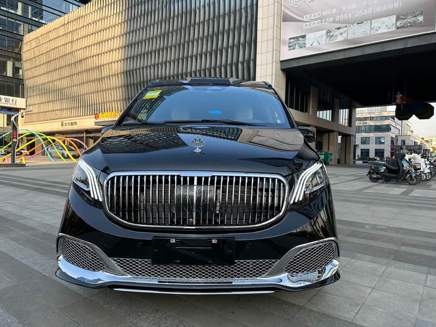 Discover undefined undefined Exterior Interior Images.Find all aspects and details of cars.