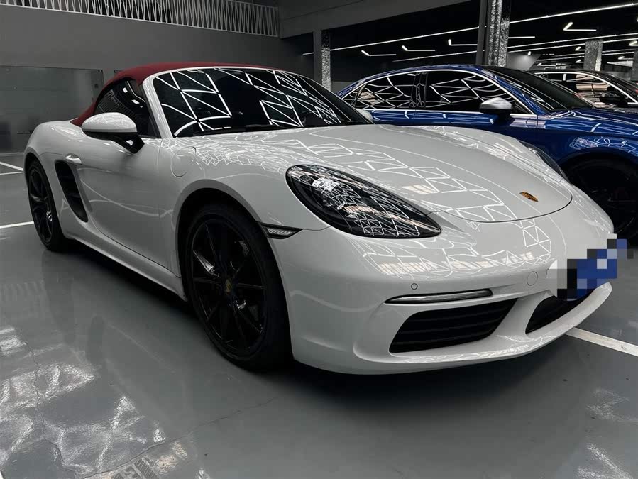 Discover undefined undefined Exterior Interior Images.Find all aspects and details of cars.