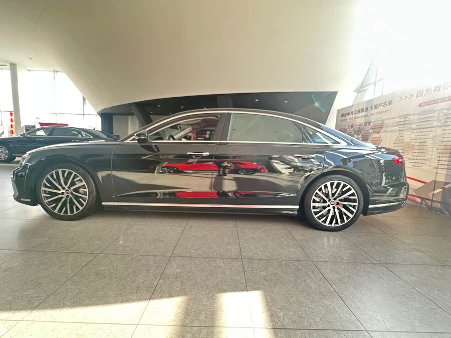 Discover undefined undefined Exterior Interior Images.Find all aspects and details of cars.
