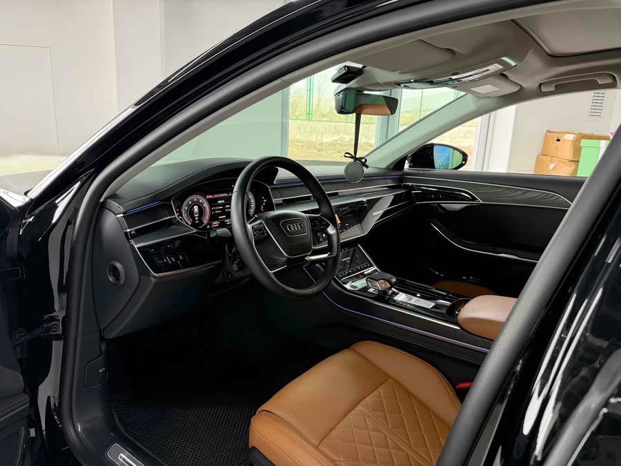 Discover undefined undefined Exterior Interior Images.Find all aspects and details of cars.
