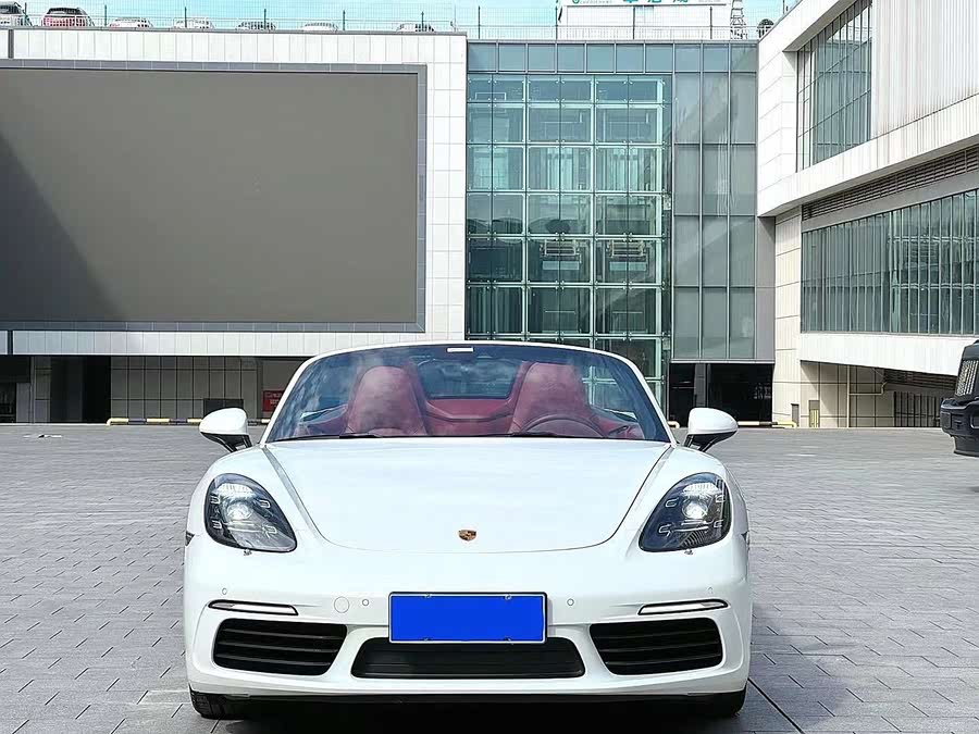 Discover undefined undefined Exterior Interior Images.Find all aspects and details of cars.