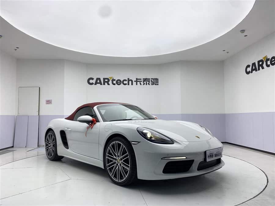 Discover undefined undefined Exterior Interior Images.Find all aspects and details of cars.