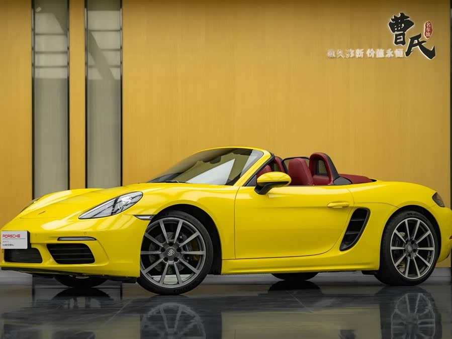 Discover undefined undefined Exterior Interior Images.Find all aspects and details of cars.
