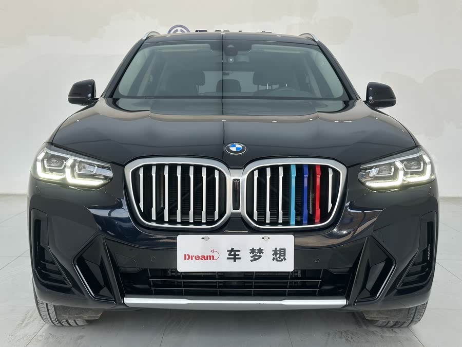 Discover undefined undefined Exterior Interior Images.Find all aspects and details of cars.
