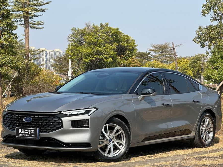 Discover undefined undefined Exterior Interior Images.Find all aspects and details of cars.