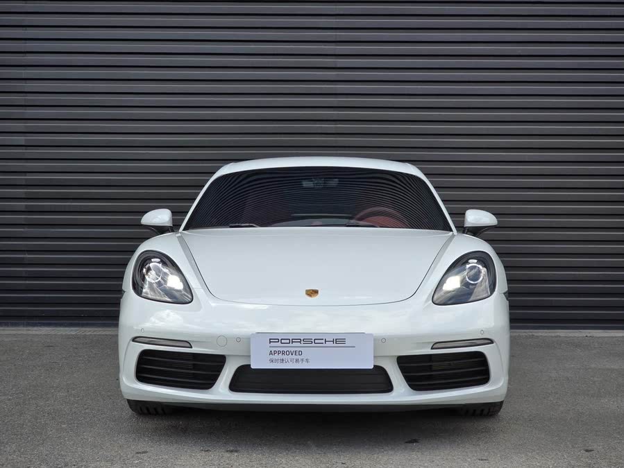 Discover undefined undefined Exterior Interior Images.Find all aspects and details of cars.