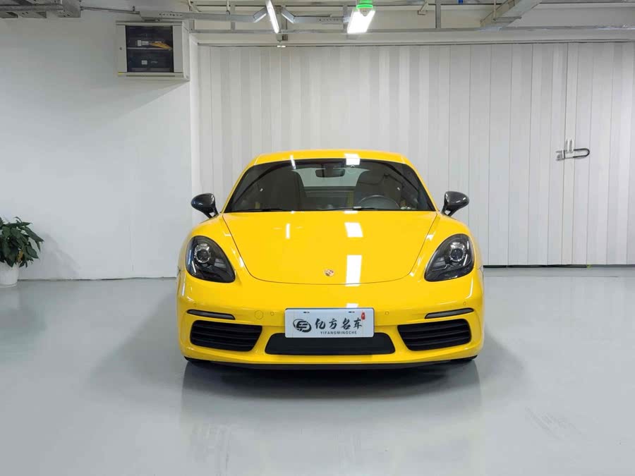 Discover undefined undefined Exterior Interior Images.Find all aspects and details of cars.
