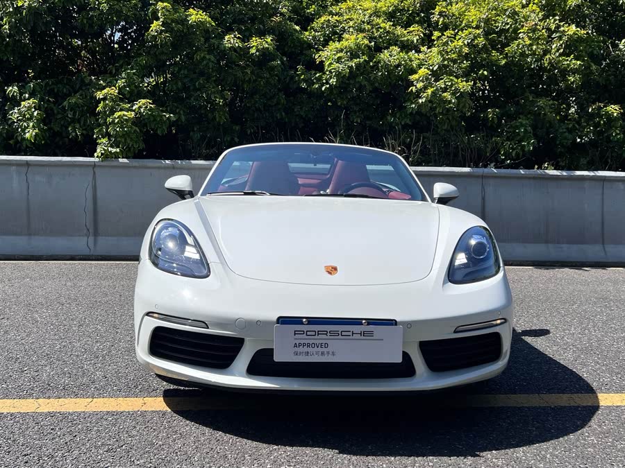Discover undefined undefined Exterior Interior Images.Find all aspects and details of cars.