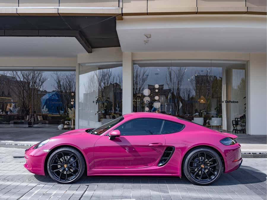 Discover undefined undefined Exterior Interior Images.Find all aspects and details of cars.