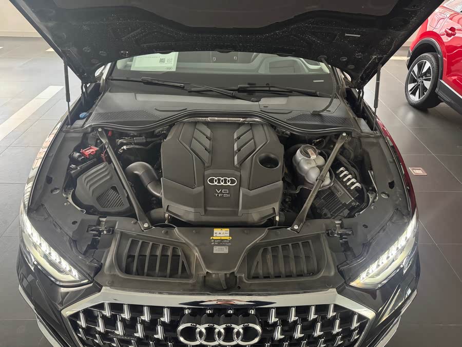 Discover undefined undefined Exterior Interior Images.Find all aspects and details of cars.