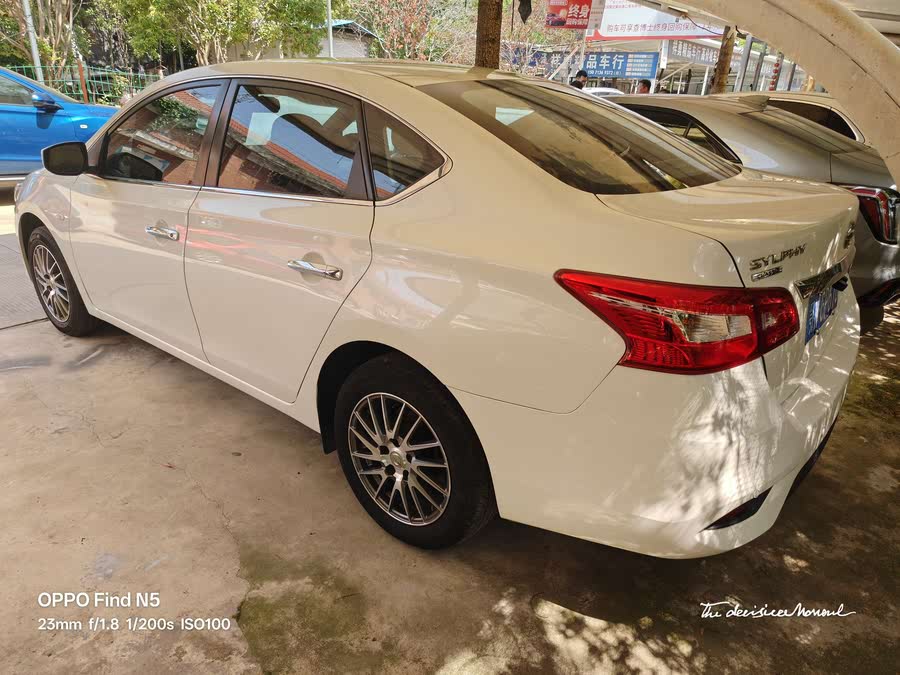 Discover undefined undefined Exterior Interior Images.Find all aspects and details of cars.