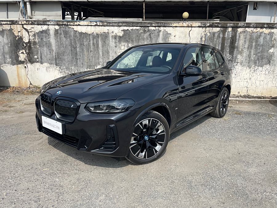 Discover undefined undefined Exterior Interior Images.Find all aspects and details of cars.