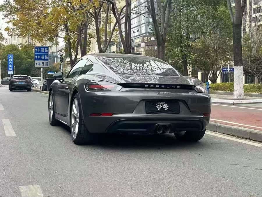 Discover undefined undefined Exterior Interior Images.Find all aspects and details of cars.