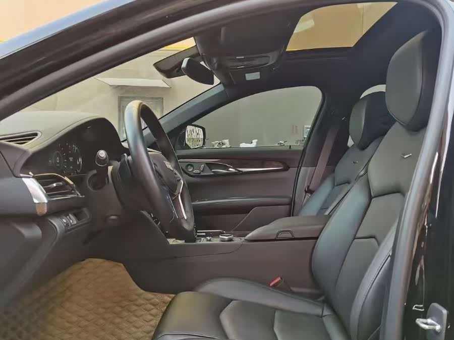 Discover undefined undefined Exterior Interior Images.Find all aspects and details of cars.