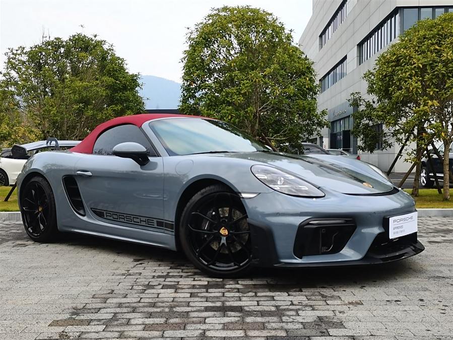 Discover undefined undefined Exterior Interior Images.Find all aspects and details of cars.
