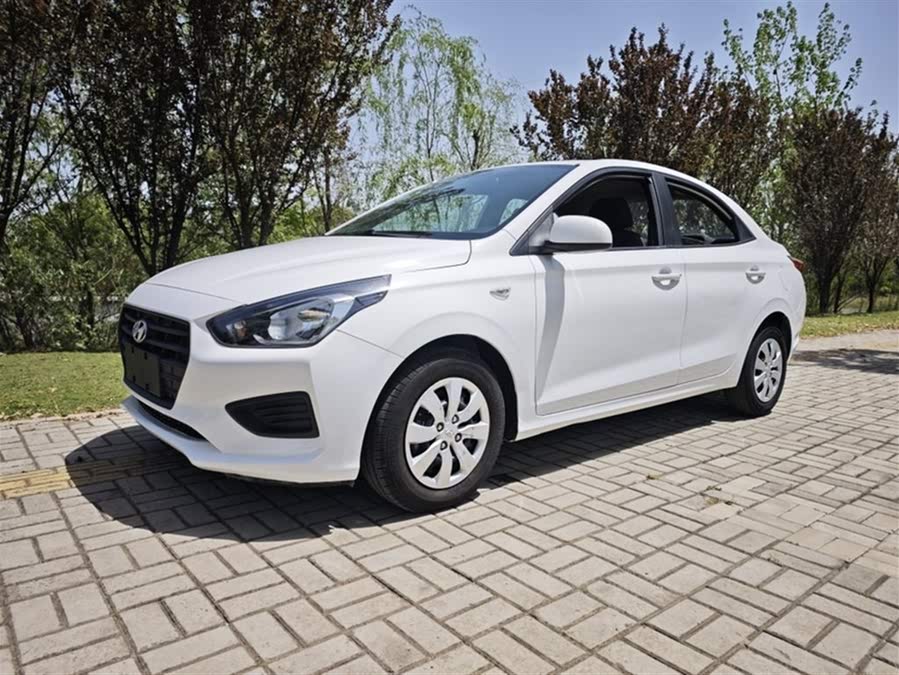 Discover undefined undefined Exterior Interior Images.Find all aspects and details of cars.