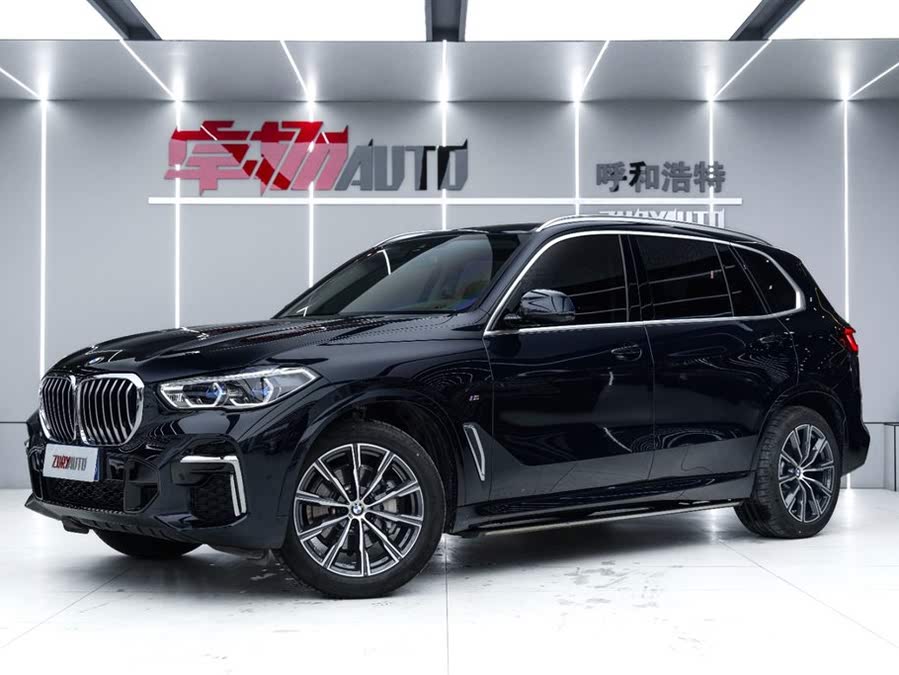 Discover undefined undefined Exterior Interior Images.Find all aspects and details of cars.