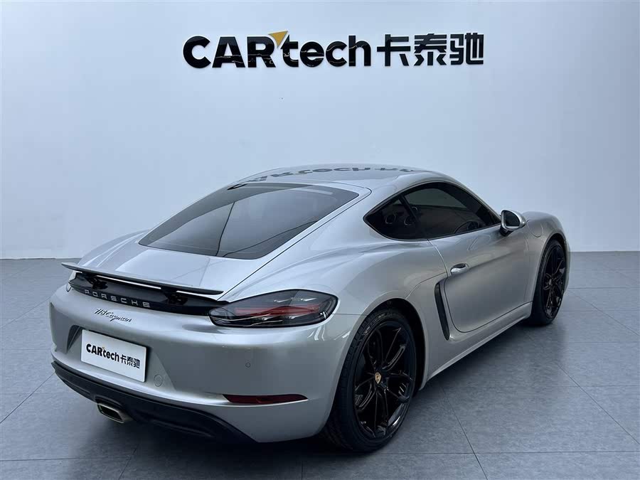 Discover undefined undefined Exterior Interior Images.Find all aspects and details of cars.