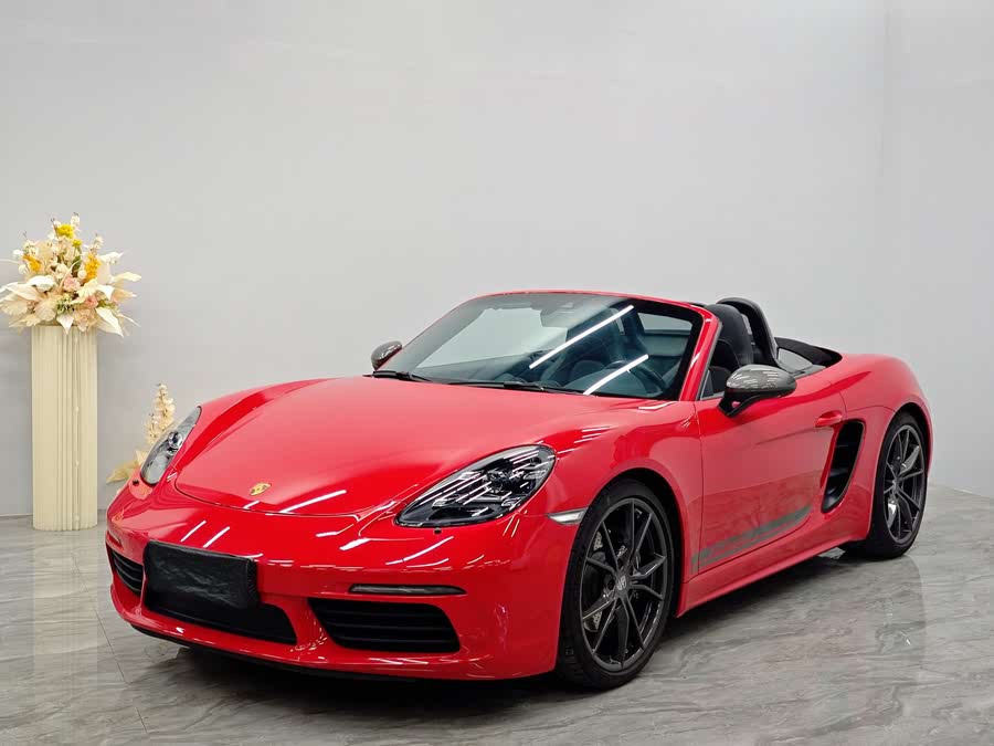 Discover undefined undefined Exterior Interior Images.Find all aspects and details of cars.