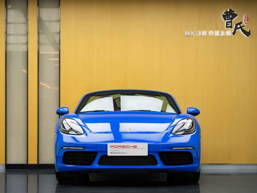 Discover undefined undefined Exterior Interior Images.Find all aspects and details of cars.