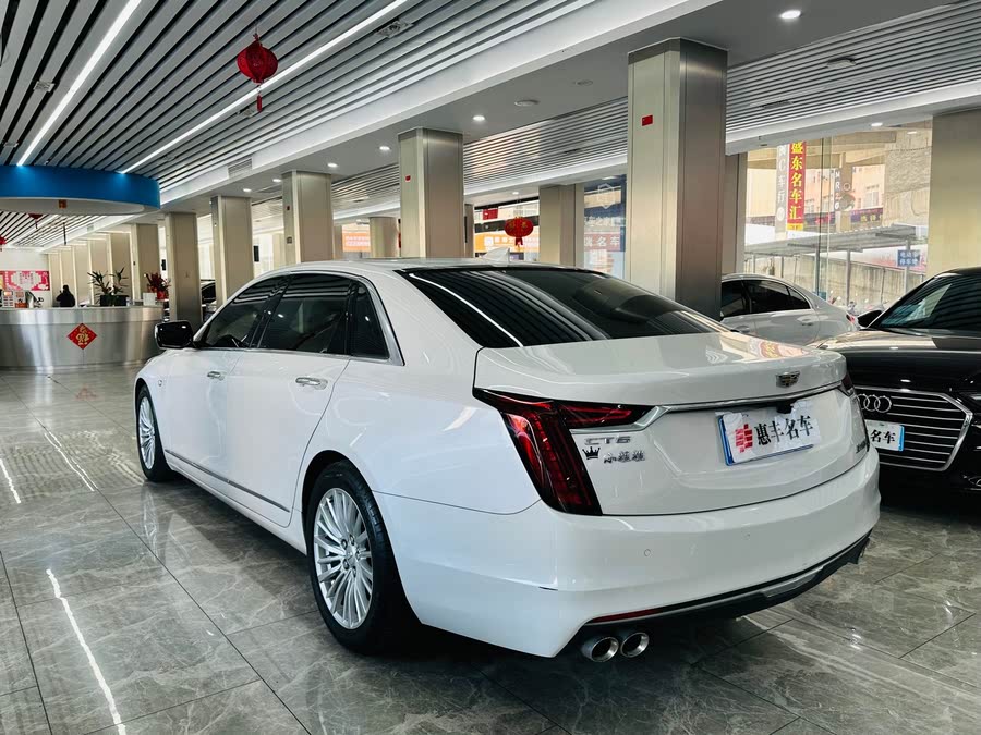 Discover undefined undefined Exterior Interior Images.Find all aspects and details of cars.