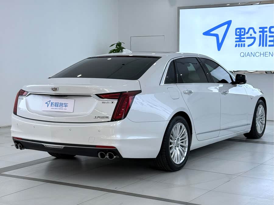 Discover undefined undefined Exterior Interior Images.Find all aspects and details of cars.