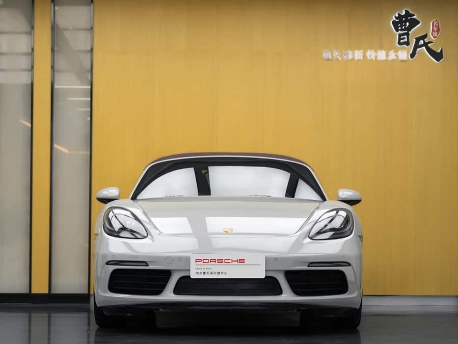Discover undefined undefined Exterior Interior Images.Find all aspects and details of cars.