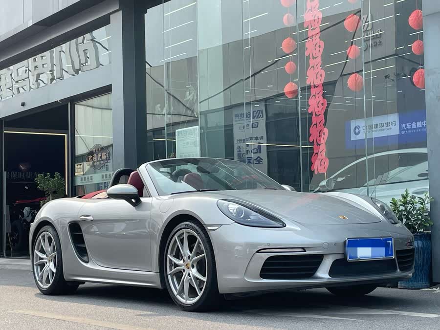 Discover undefined undefined Exterior Interior Images.Find all aspects and details of cars.