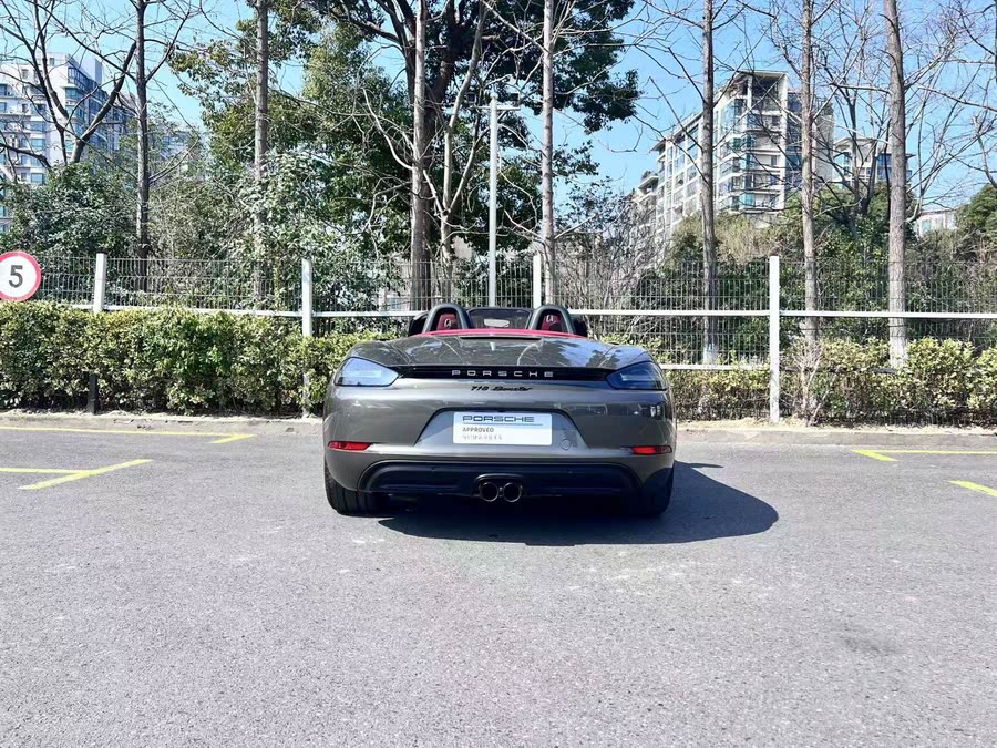 Discover undefined undefined Exterior Interior Images.Find all aspects and details of cars.