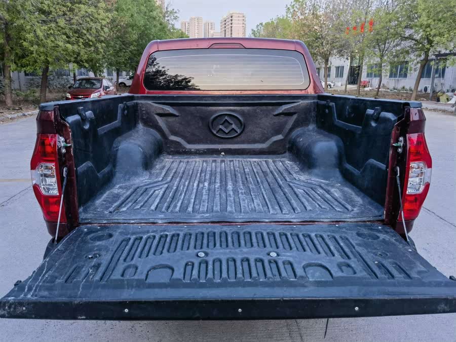 Discover undefined undefined Exterior Interior Images.Find all aspects and details of cars.