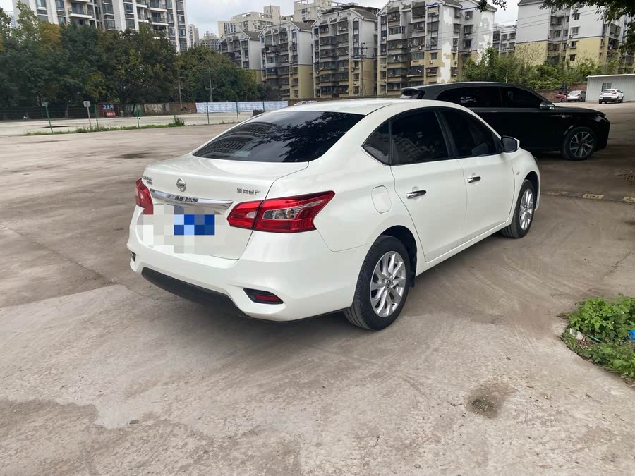 Discover undefined undefined Exterior Interior Images.Find all aspects and details of cars.
