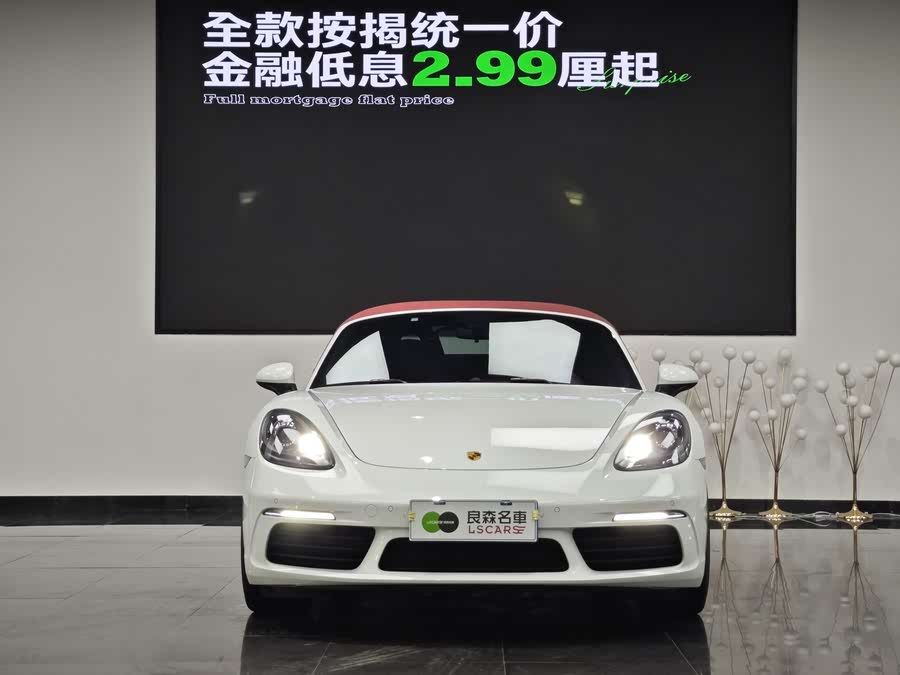 Discover undefined undefined Exterior Interior Images.Find all aspects and details of cars.