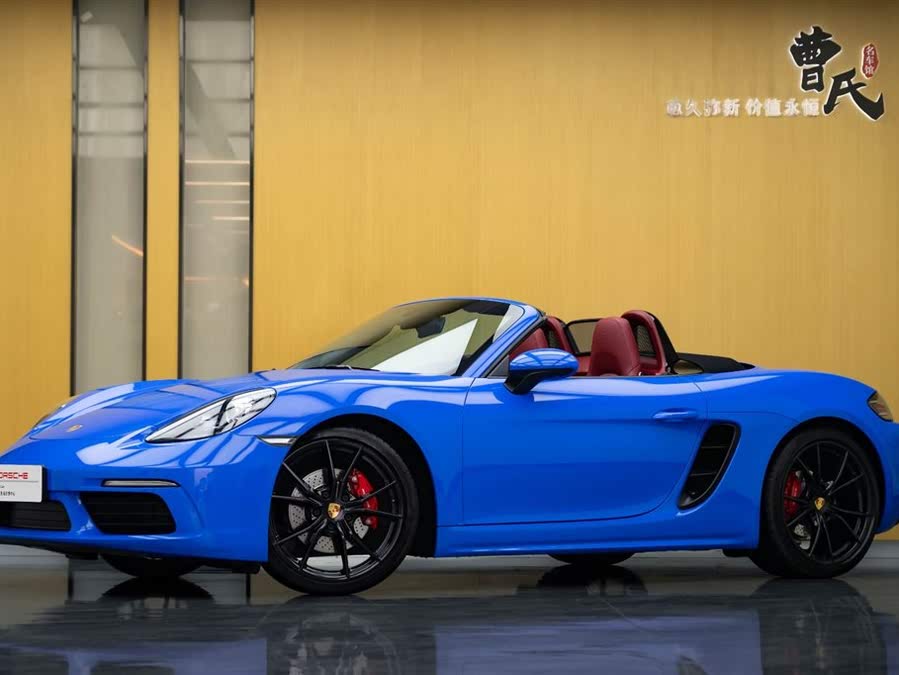 Discover undefined undefined Exterior Interior Images.Find all aspects and details of cars.