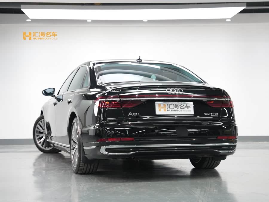 Discover undefined undefined Exterior Interior Images.Find all aspects and details of cars.