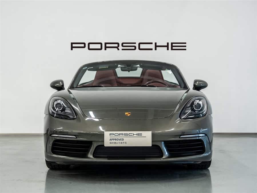 Discover undefined undefined Exterior Interior Images.Find all aspects and details of cars.