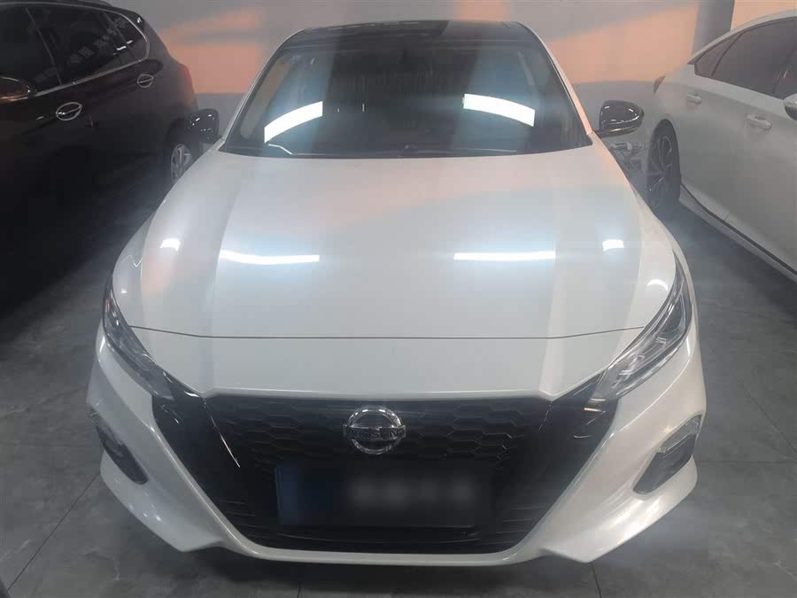 Discover undefined undefined Exterior Interior Images.Find all aspects and details of cars.